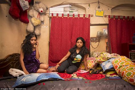 kolkata sexy|Inside Sonagachi, Asia’s largest red.